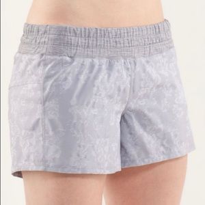 Lululemon Run: Tracker Short II